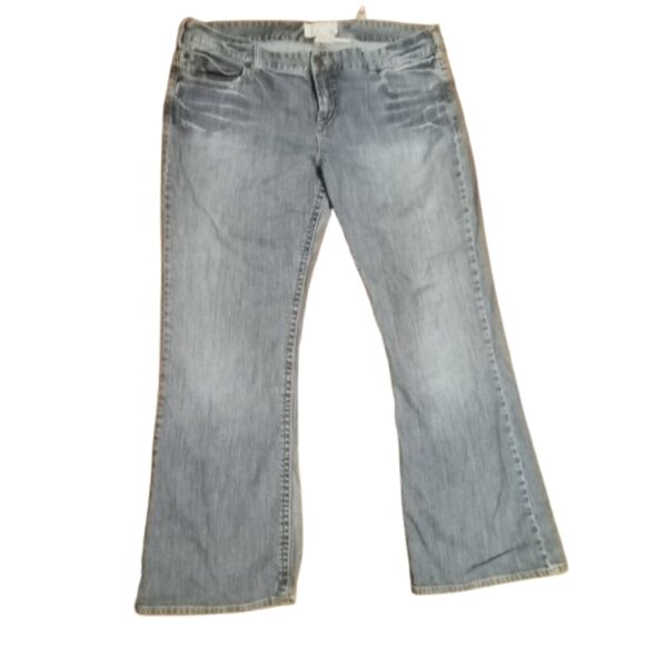 size 17/18 jeans flare short leg from maurices y2k denim - Picture 6 of 14